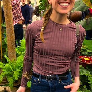 Aritizia’s Wilfred Fitted Long Sleeve Top